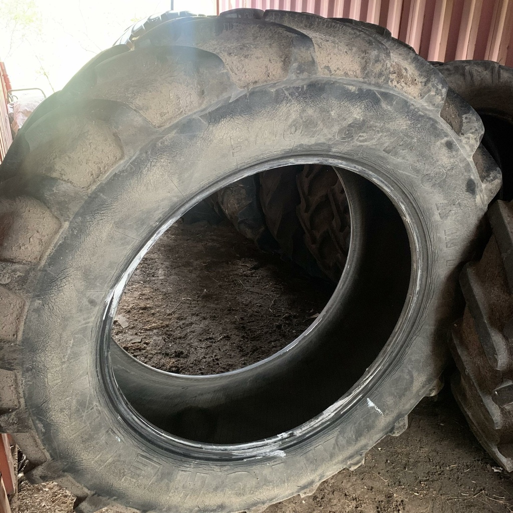 38" - 540/65r38 Michelin 