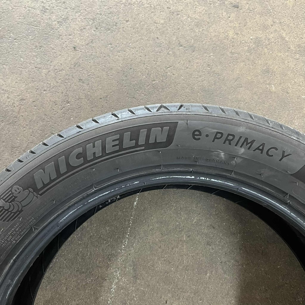 18″ – 195/60r18 Michelin e-Primacy (1 kpl) 