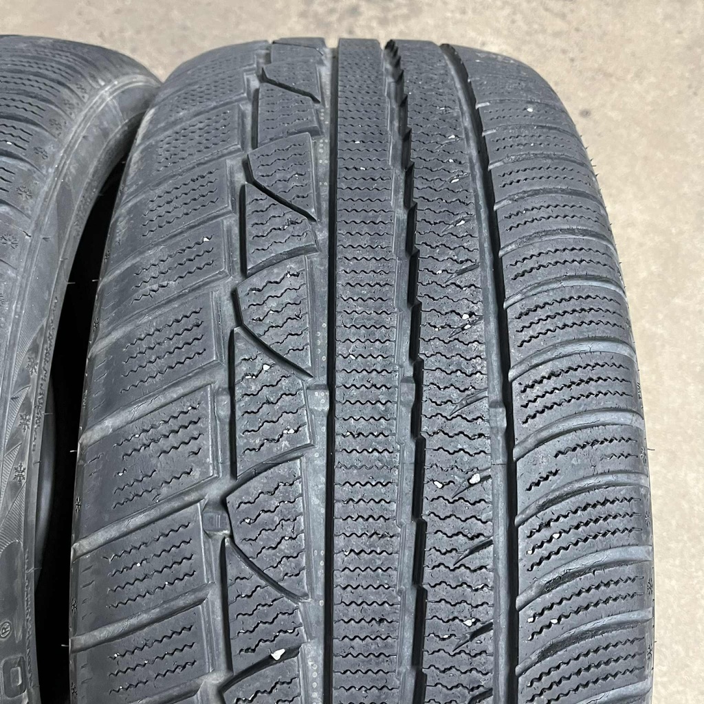 19" - 245/40r19 Leao Winter Defender UHP (2 kpl) 