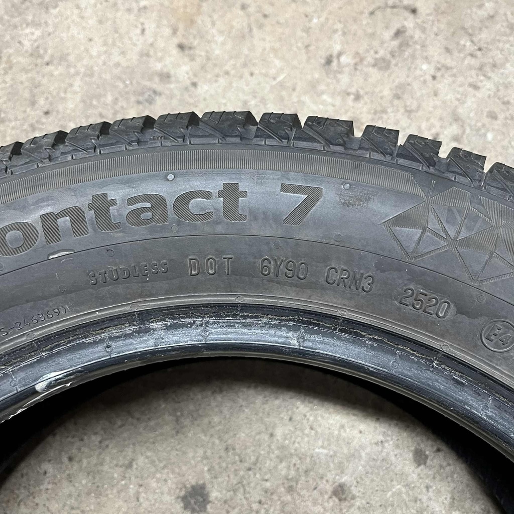 15" - 185/60r15 Continental VikingContact 7 