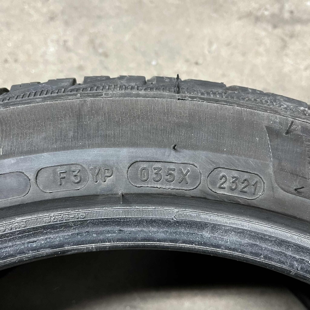 19" - 245/45r19 Michelin Pilot Alpin 5 (2 kpl) 