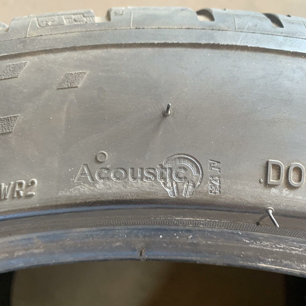 20" - 255/40r20 Michelin Pilot Sport EV Acoustic (2 kpl) 