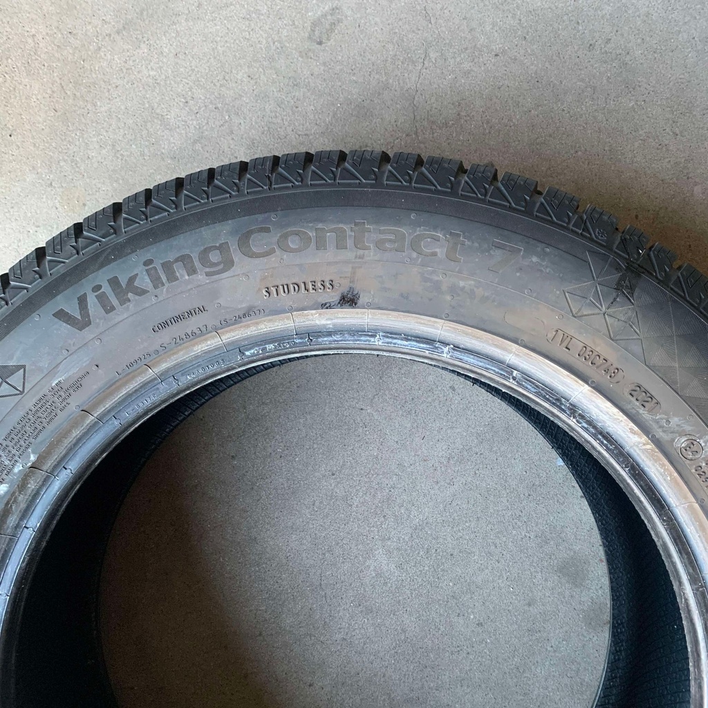 17" - 225/60r17 Continental VikingContact 7 (2 kpl) 