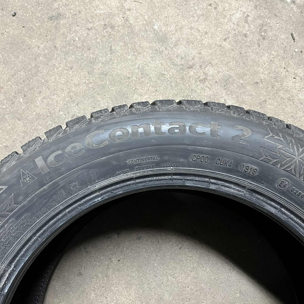 17" - 225/55r17 Continental IceContact 2 (2 kpl) 