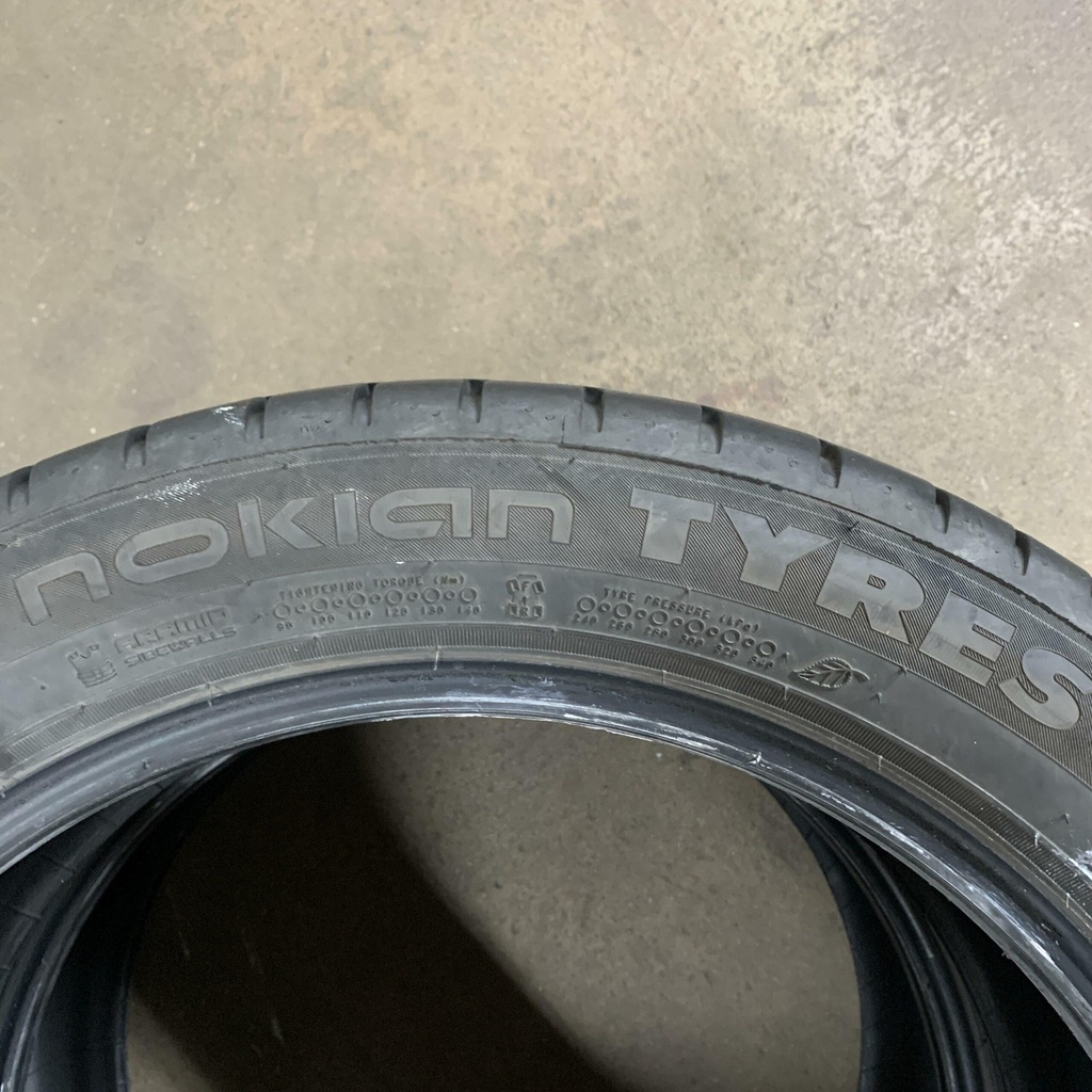 19" - 235/50r19 Nokian Tyres Hakka Black 2 SUV (2 kpl) 