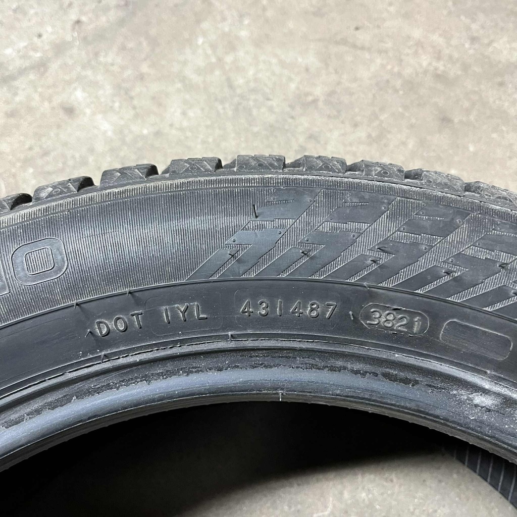 17" - 205/55r17 Nokian Tyres Hakkapeliitta 10 (2 kpl) 