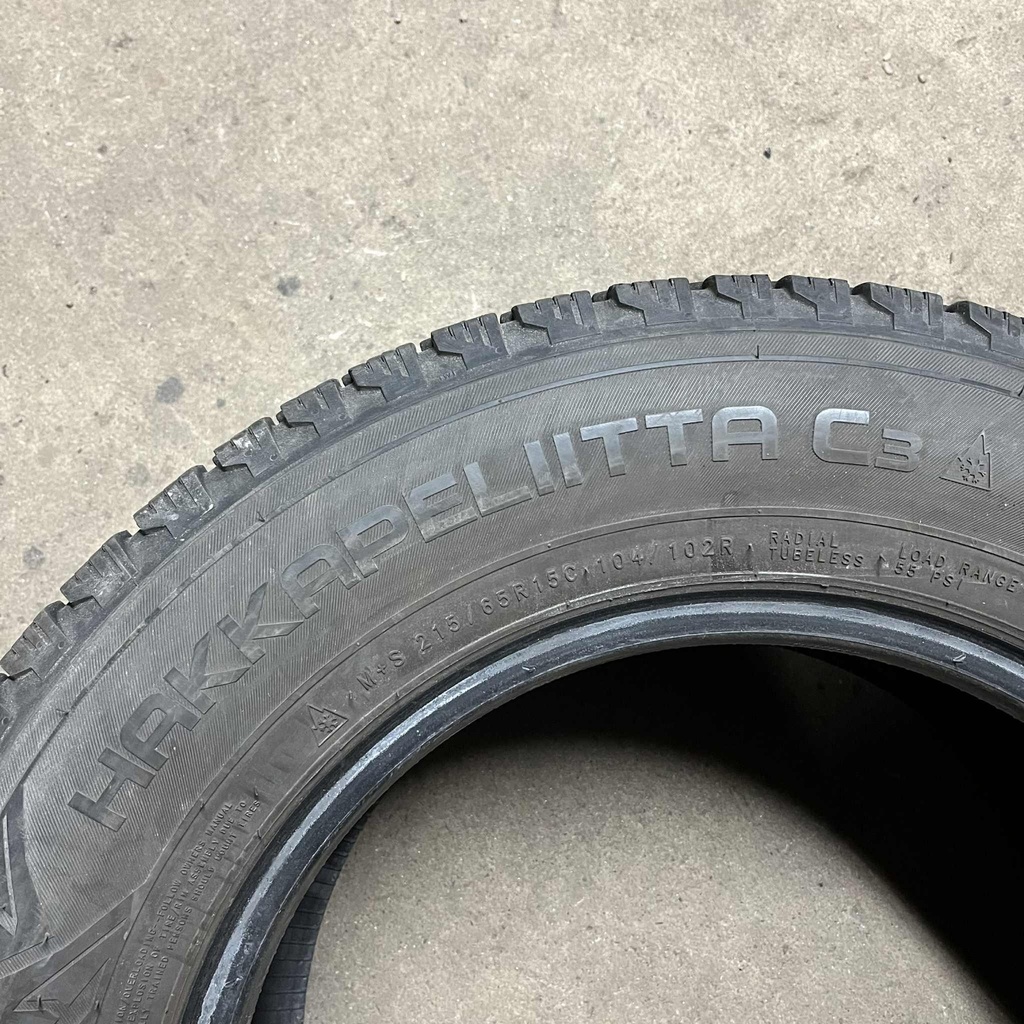 C 15" - 215/65r15C Nokian Tyres Hakkapeliitta C3 (2 kpl) 