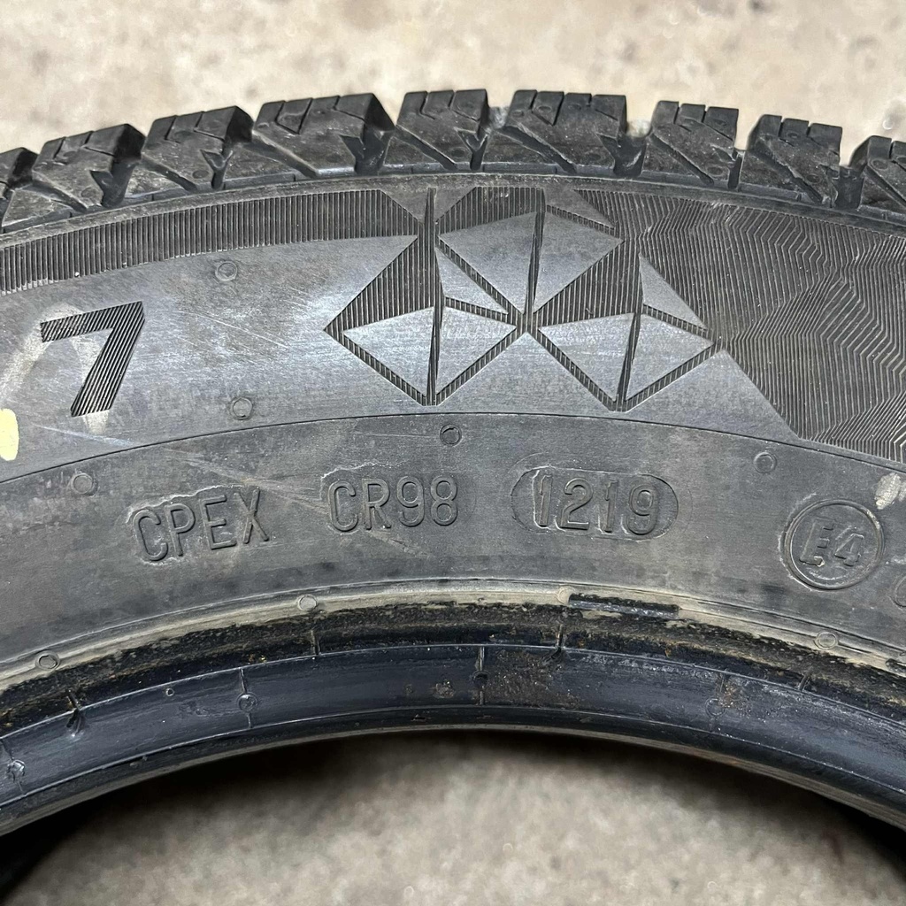 14" - 175/65r14 Continental VikingContact 7 