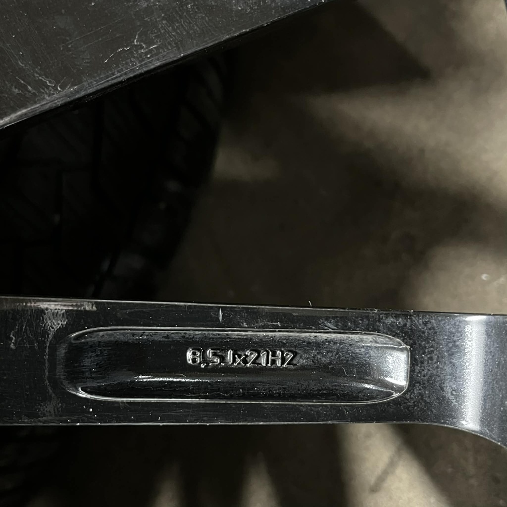 BROCK B43 BLACK 8.5×21″ 5/112 ET30 CB66.6 / KÄYTETYT VANTEET