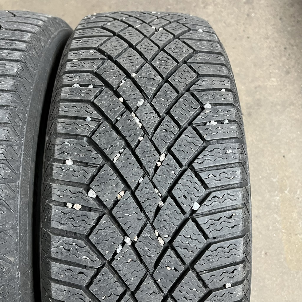 KÄYTETTY 205/55r17 Continental VikingContact 7