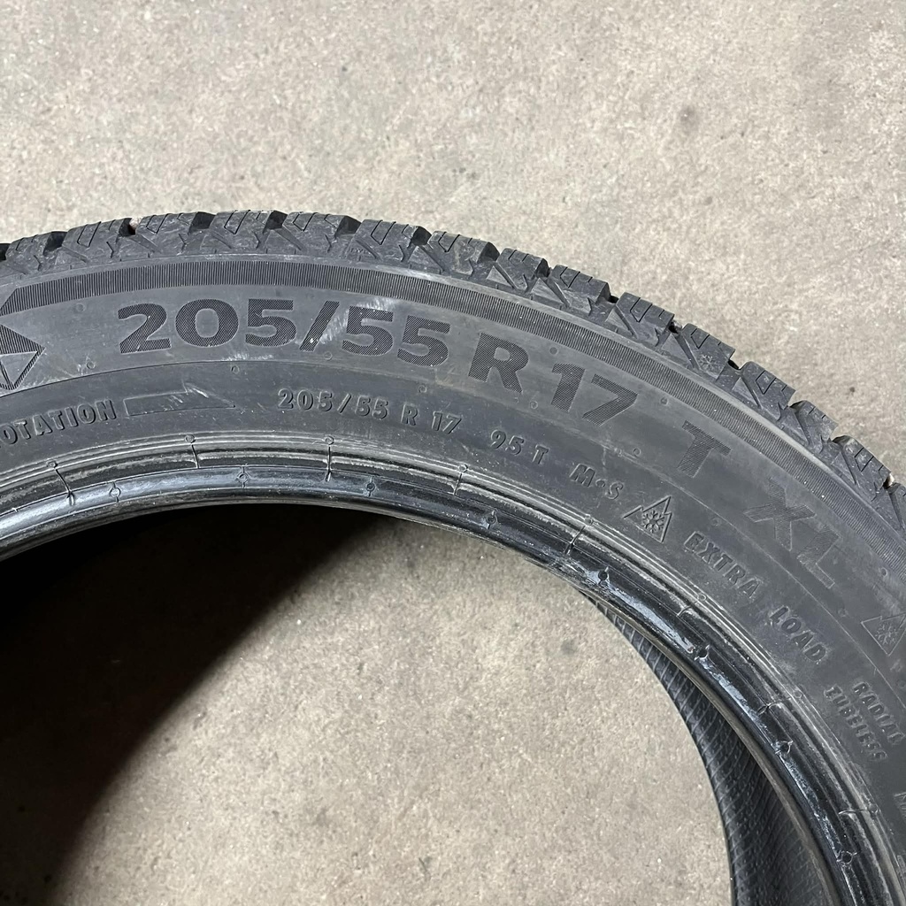 KÄYTETTY 205/55r17 Continental VikingContact 7