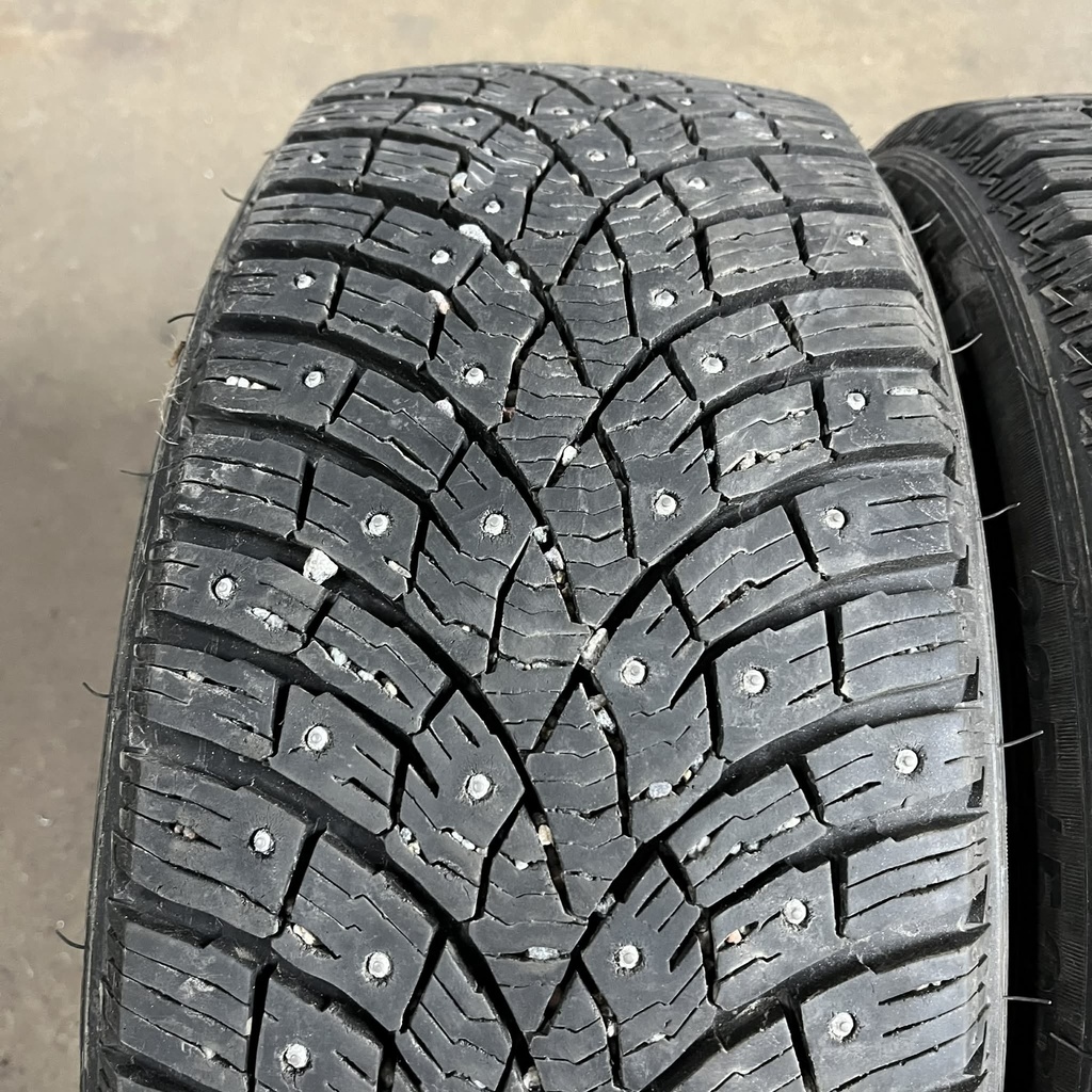 KÄYTETTY 225/50r17 Triangle IceLynx TI501