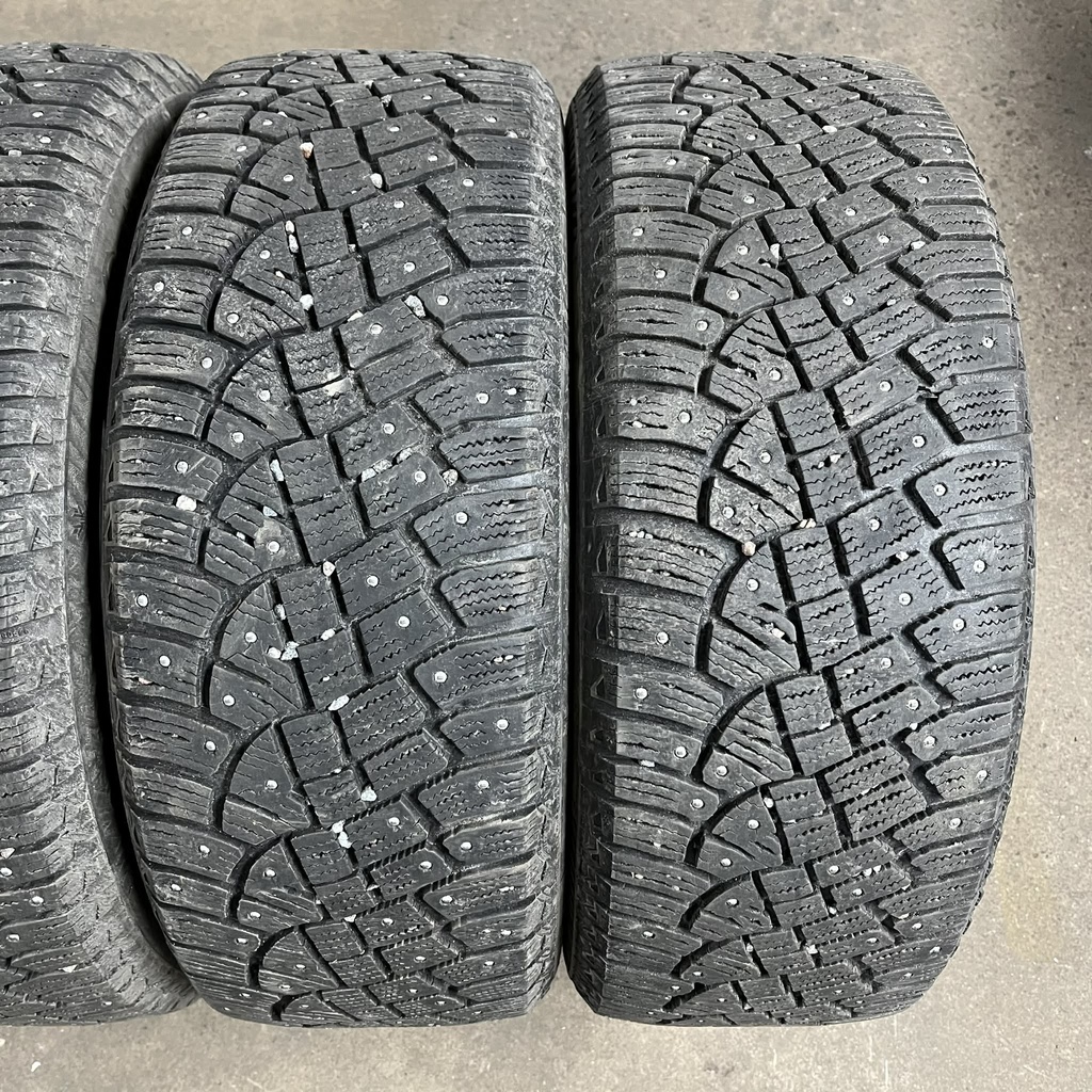 KÄYTETTY 215/55r17 Continental IceContact 2 (2 kpl)