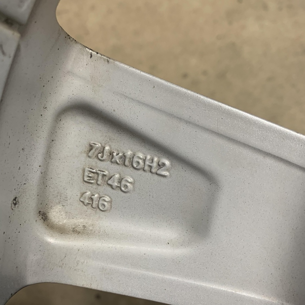 SKODA FABIA ORIGINAL 7.0×16″ 5/100 ET46 CB57.1 / KÄYTETYT VANTEET