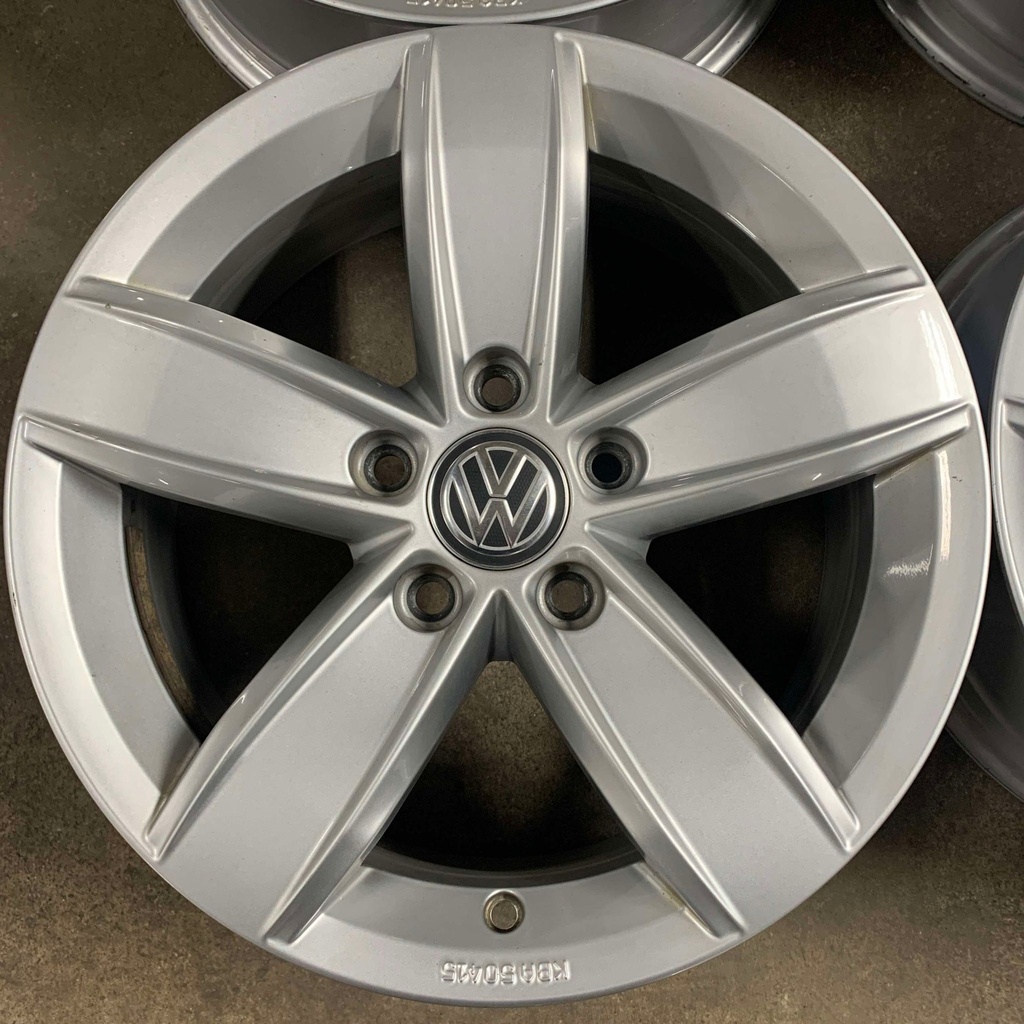 VOLKSWAGEN T-ROC ORIGINAL 6.5×16″ 5/112 ET43 CB57.1 / KÄYTETYT VANTEET