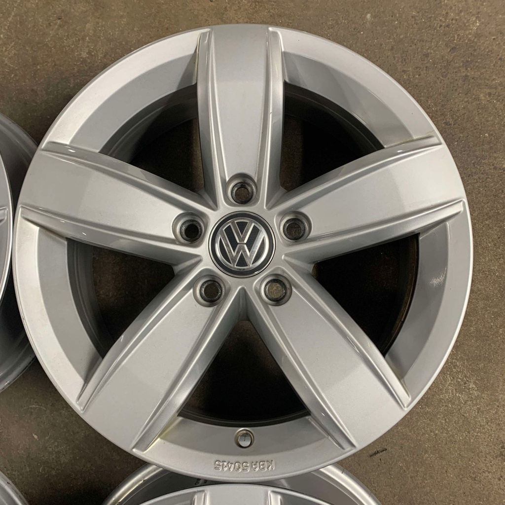 VOLKSWAGEN T-ROC ORIGINAL 6.5×16″ 5/112 ET43 CB57.1 / KÄYTETYT VANTEET