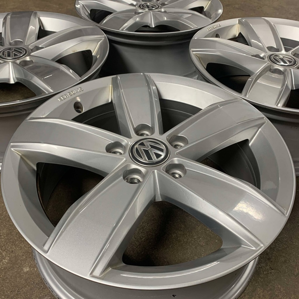 VOLKSWAGEN T-ROC ORIGINAL 6.5×16″ 5/112 ET43 CB57.1 / KÄYTETYT VANTEET