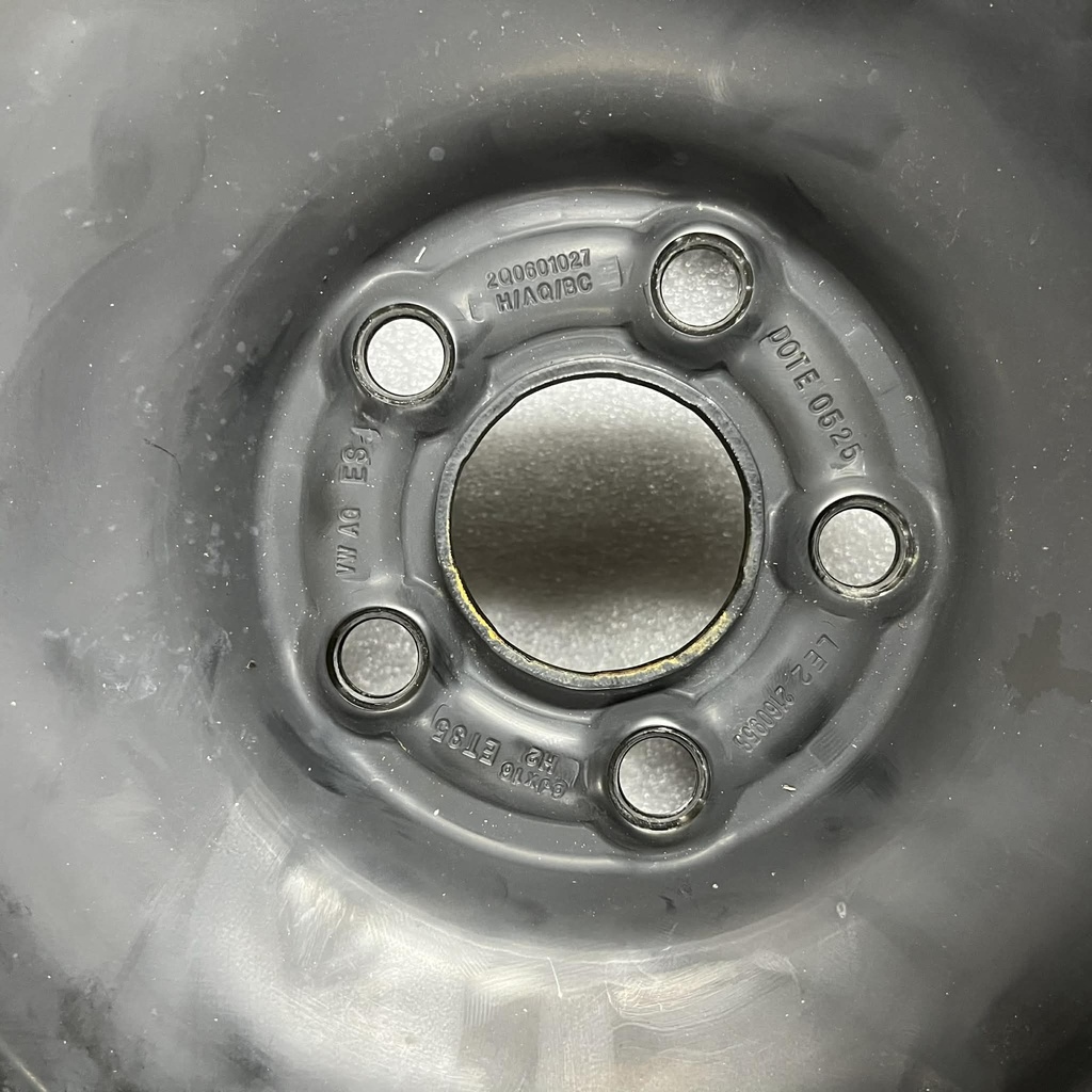 VOLKSWAGEN ORIGINAL+KAPSELIT 6.0x16 5/100 ET35 CB57.1