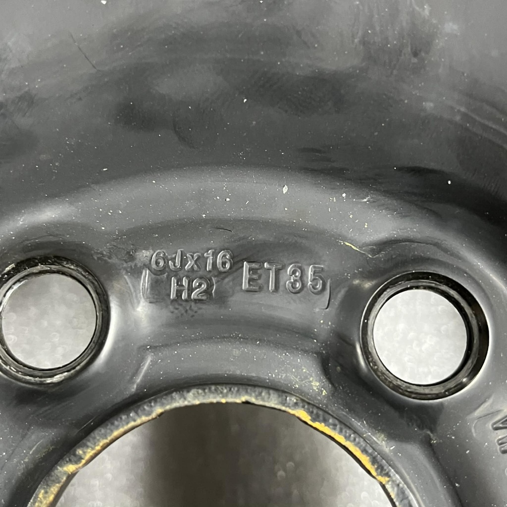 VOLKSWAGEN ORIGINAL+KAPSELIT 6.0x16 5/100 ET35 CB57.1