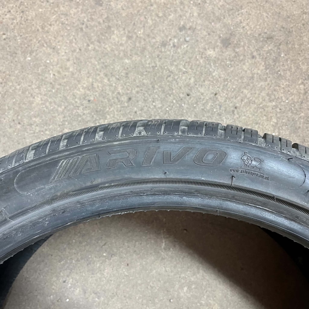 KÄYTETTY 255/35r20 Arivo Winmaster ProX ARW 3 (2 kpl)