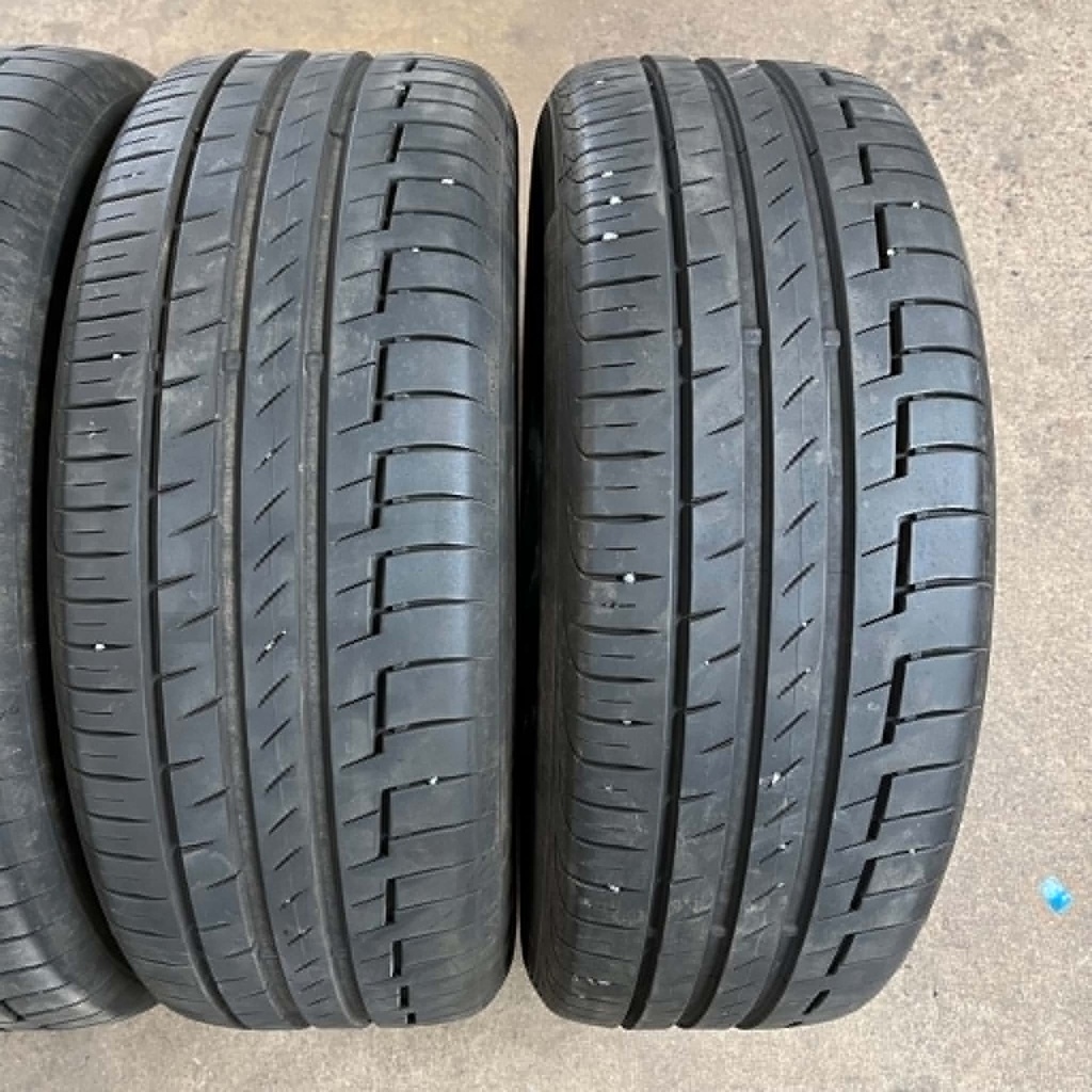 KÄYTETTY 215/55r17 Continental PremiumContact 6