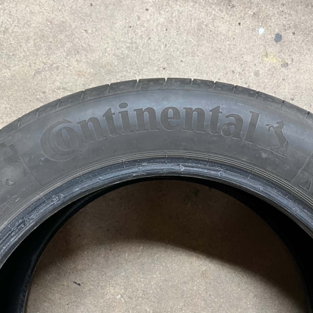 KÄYTETTY 215/55r17 Continental PremiumContact 6