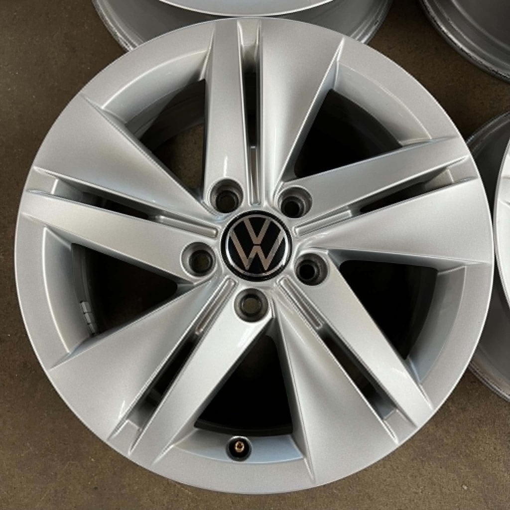 VOLKSWAGEN GOLF ORIGINAL 7.0×16″ 5/112 ET48 CB57.1 / KÄYTETYT VANTEET