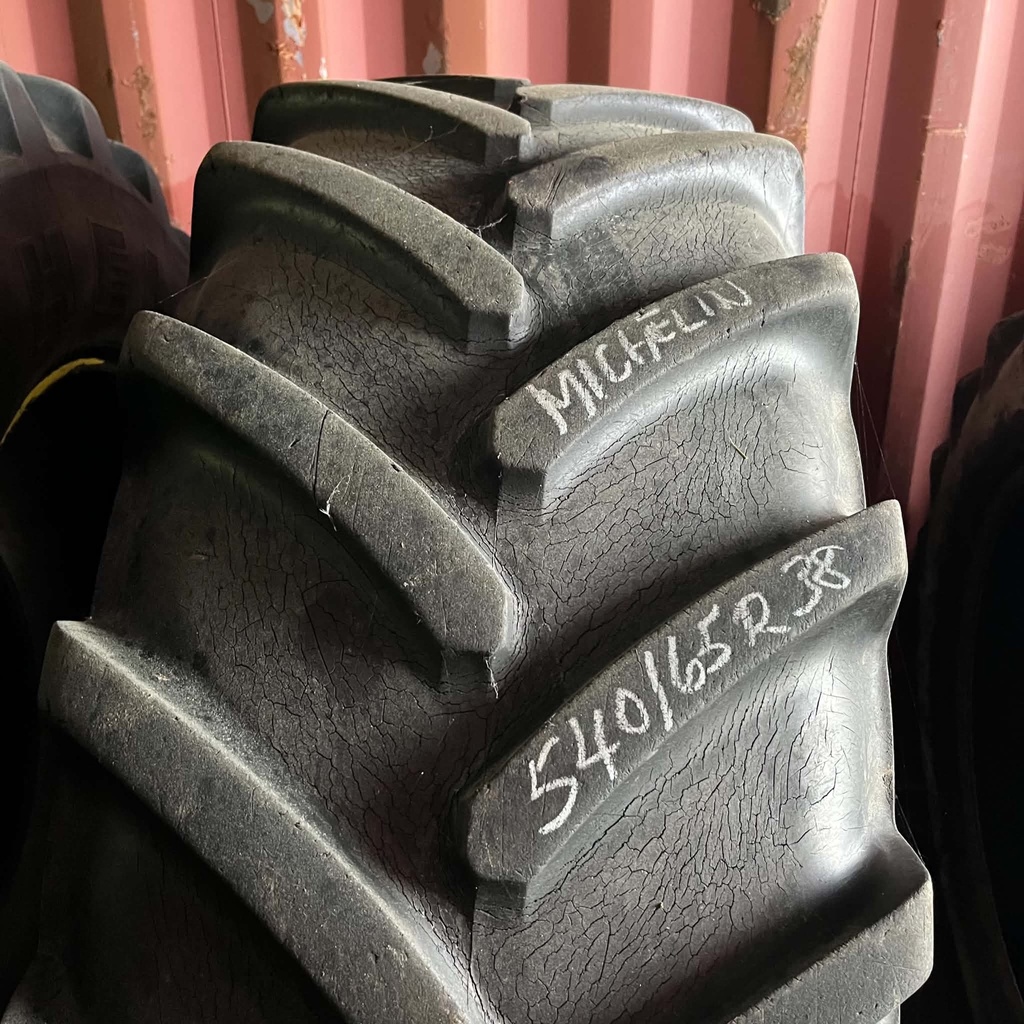 KÄYTETTY 540/65r38 Michelin