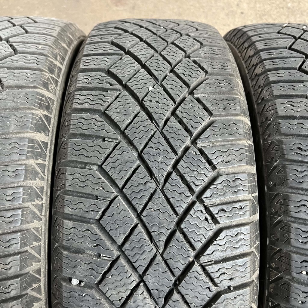 KÄYTETTY 185/60r15 Continental VikingContact 7