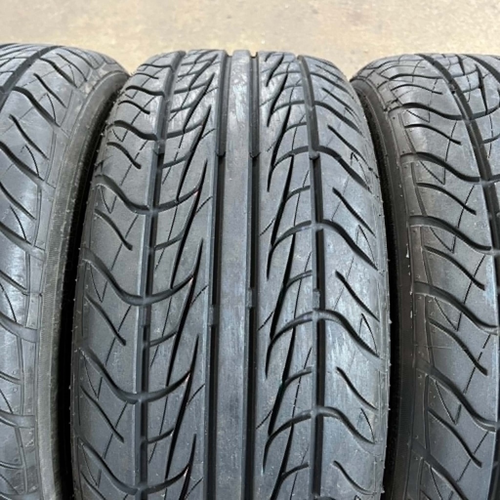 KÄYTETTY 205/60r13 Nankang Toursport 611