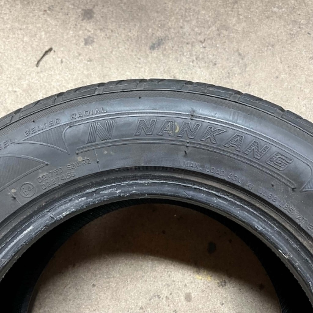 KÄYTETTY 205/60r13 Nankang Toursport 611