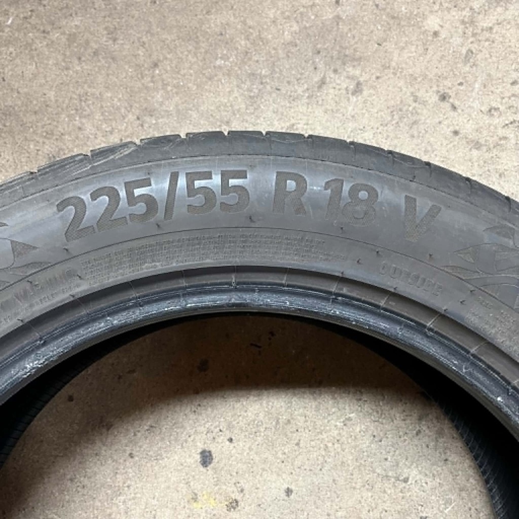 KÄYTETTY 225/55r18 Continental PremiumContact 7