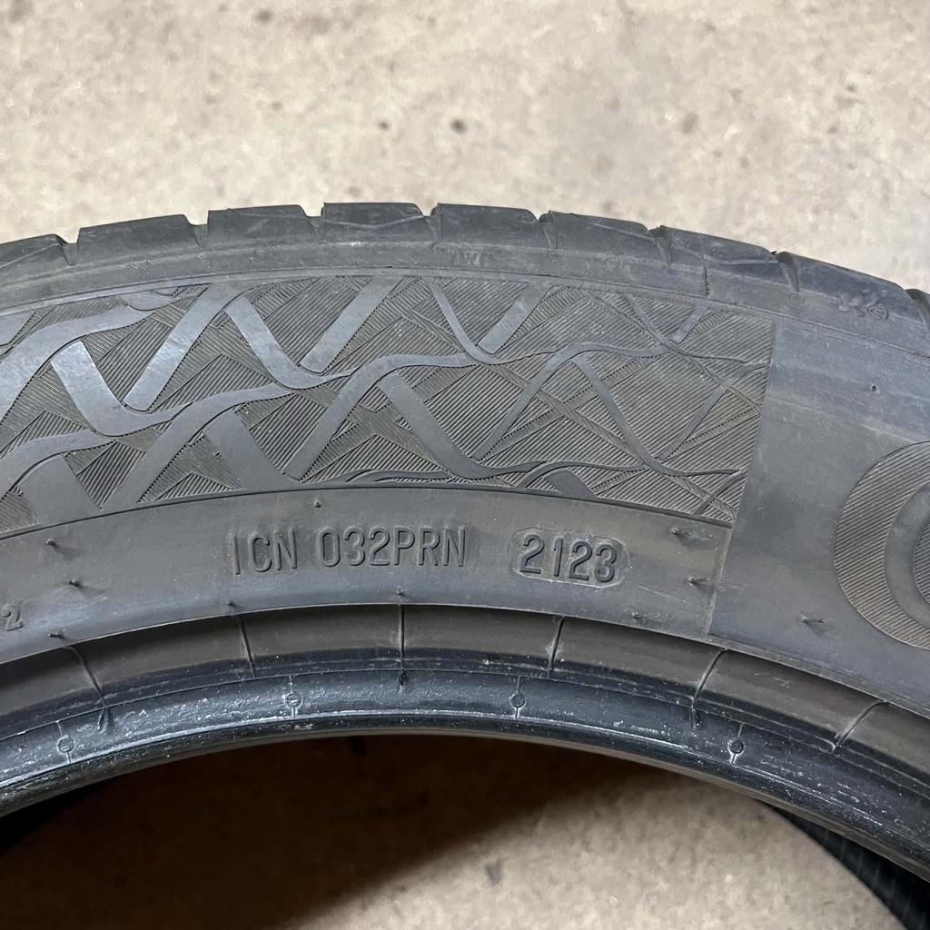 KÄYTETTY 225/55r18 Continental PremiumContact 7