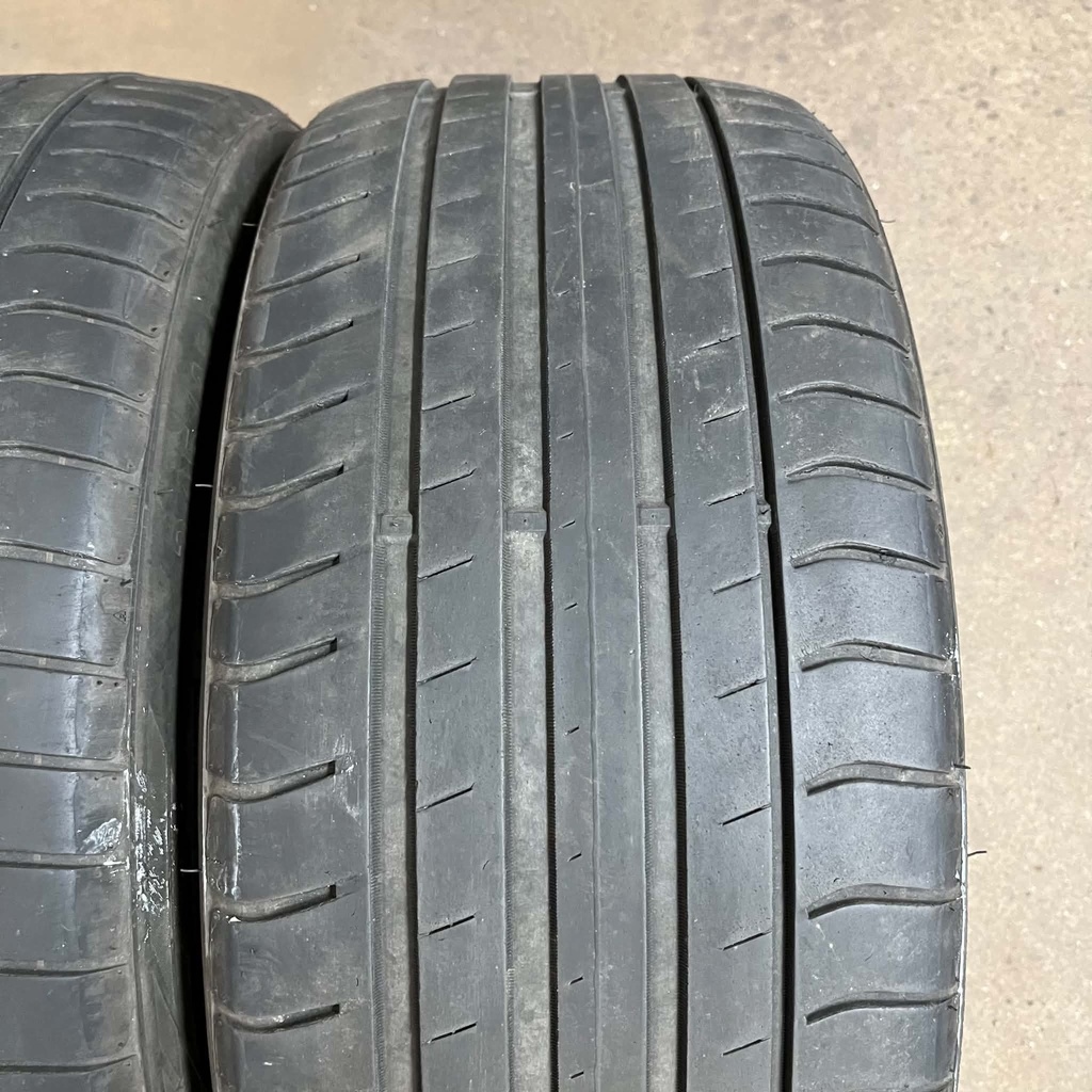 KÄYTETTY 245/45r18 Triangle EffexSportex TH202 (2 kpl)