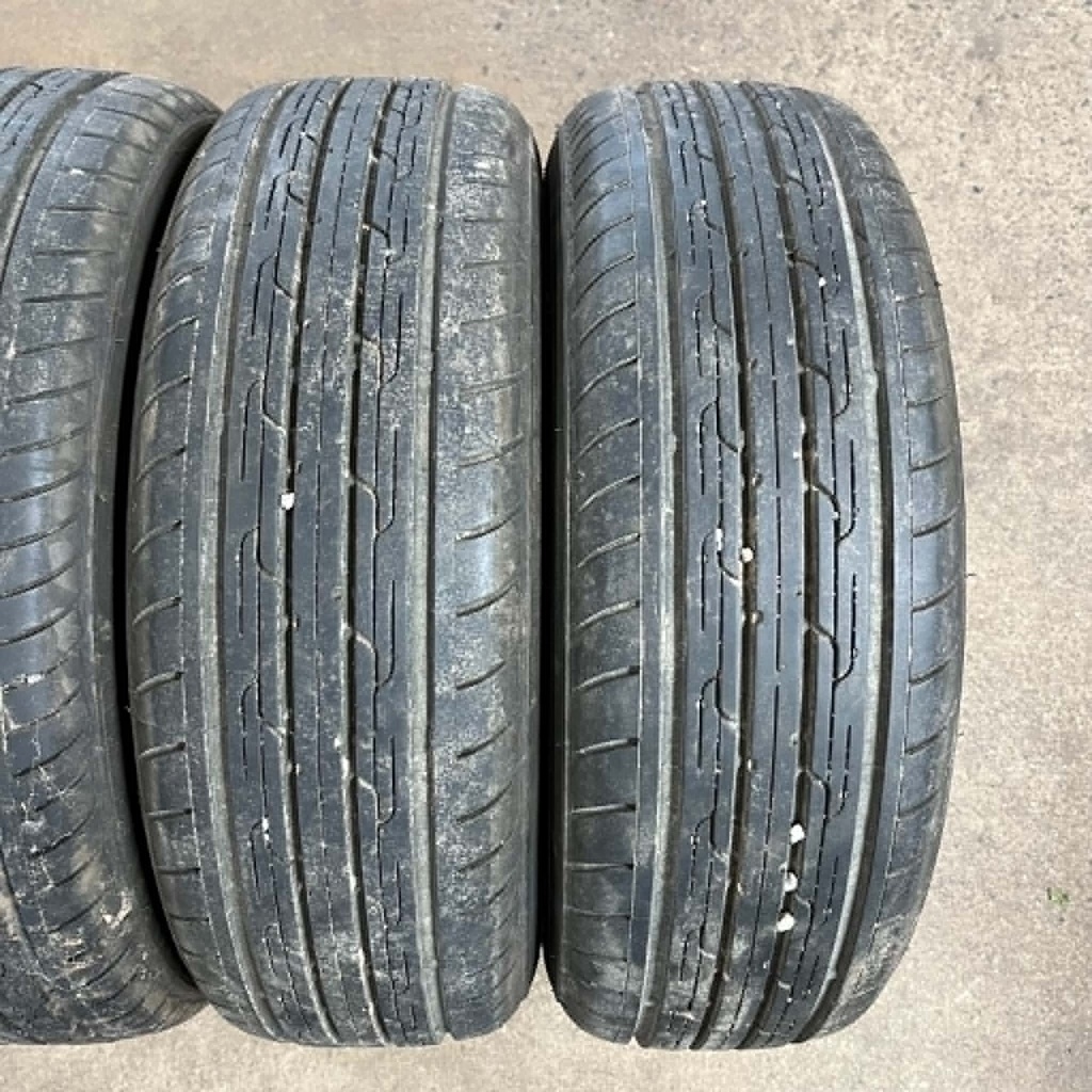 KÄYTETTY 185/70r13 Triangle TE301