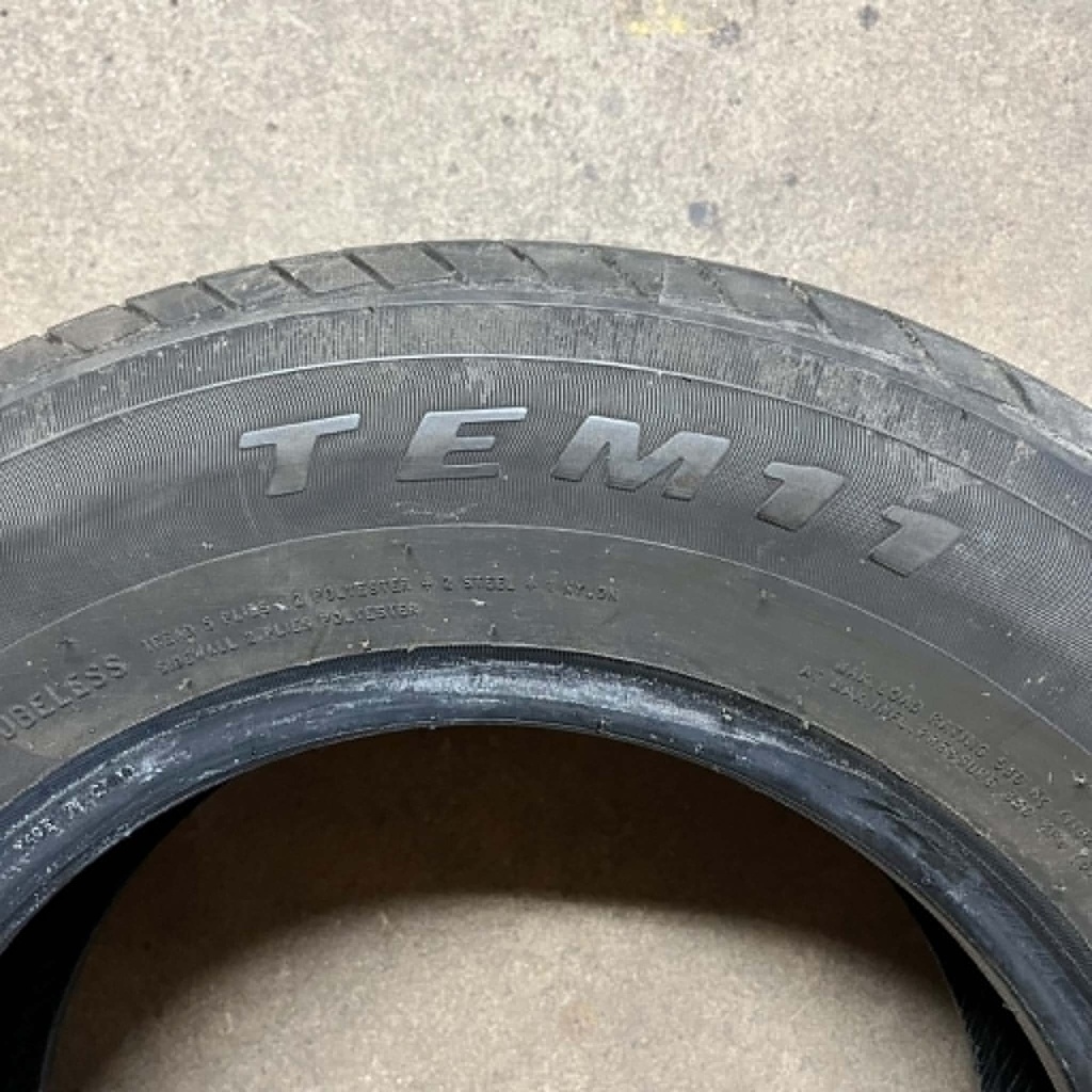 KÄYTETTY 185/70r13 Triangle TE301