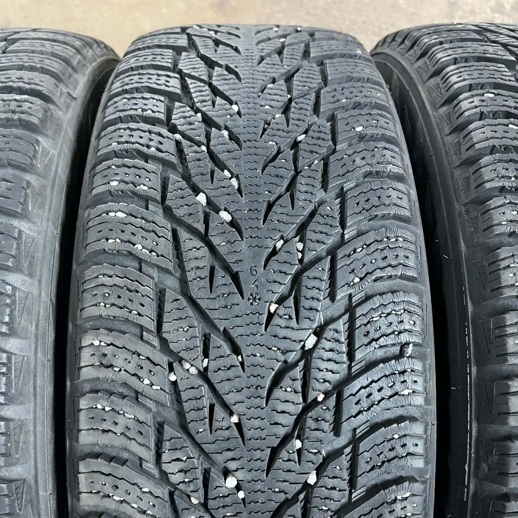 Nokian Tyres HKPLR3 2055516 (8).webp