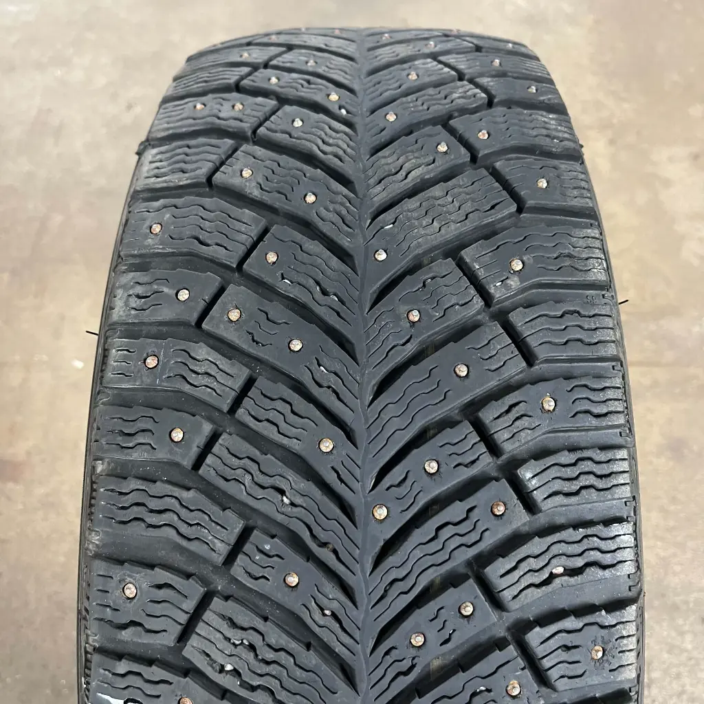 Michelin XIN4 2056016 (4).webp