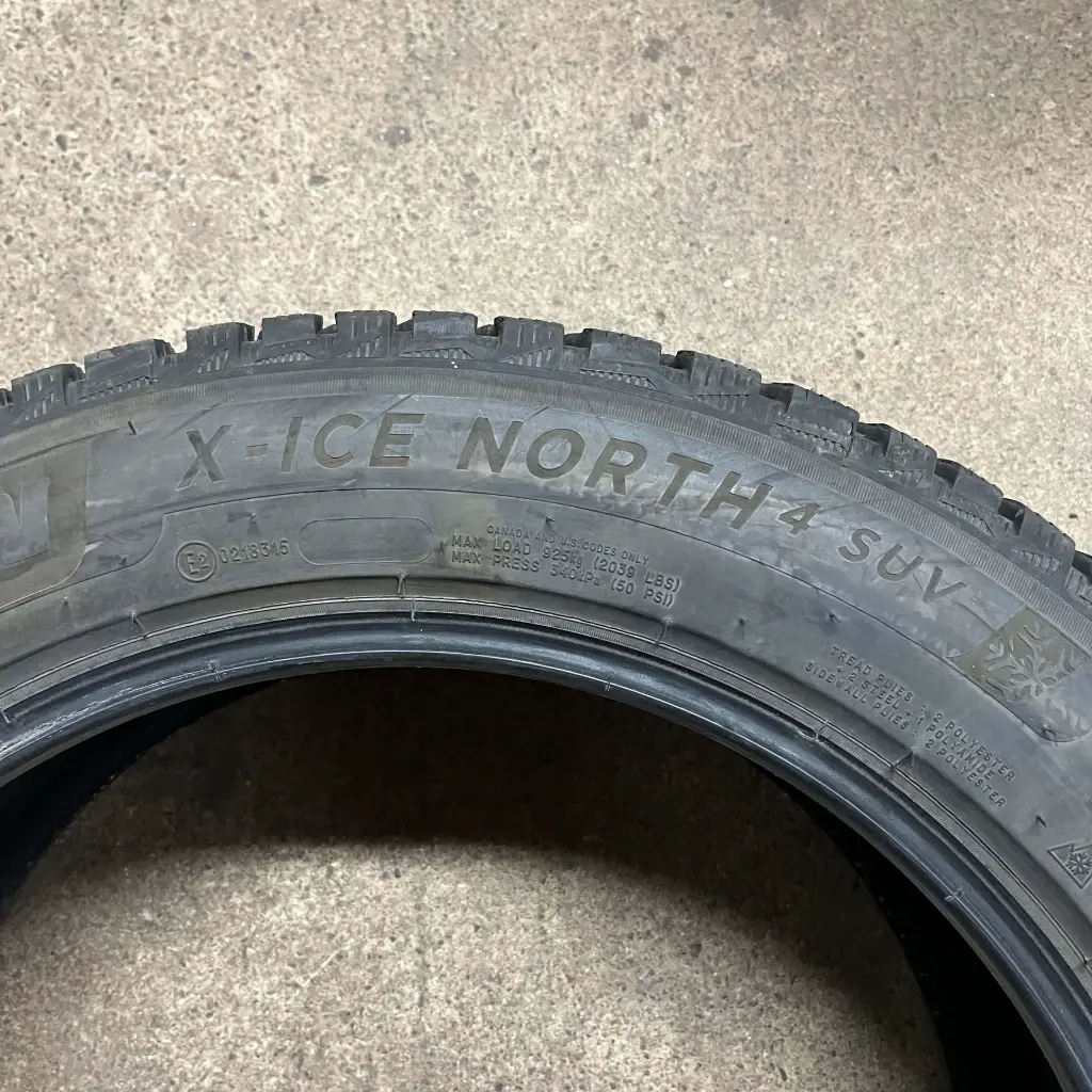 Michelin XIN4 2355519 (5).webp
