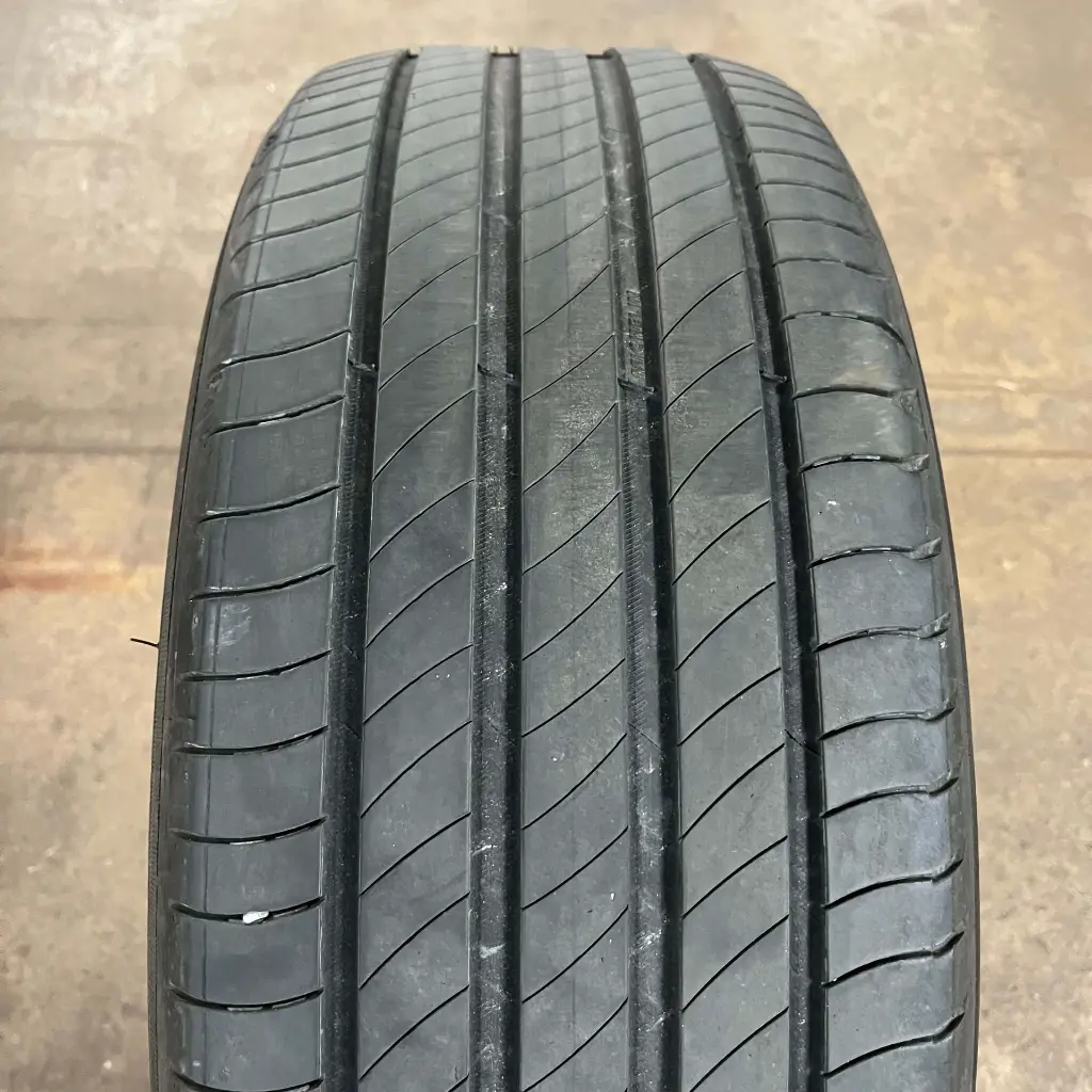 Michelin PRI4 2255518 (4).webp