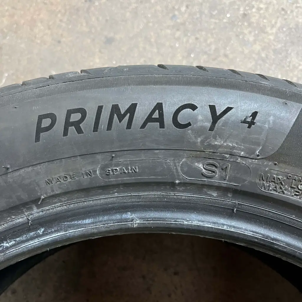 Michelin PRI4 2255518 (2).webp