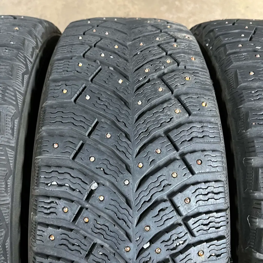Michelin XIN4 2055516 (6).webp
