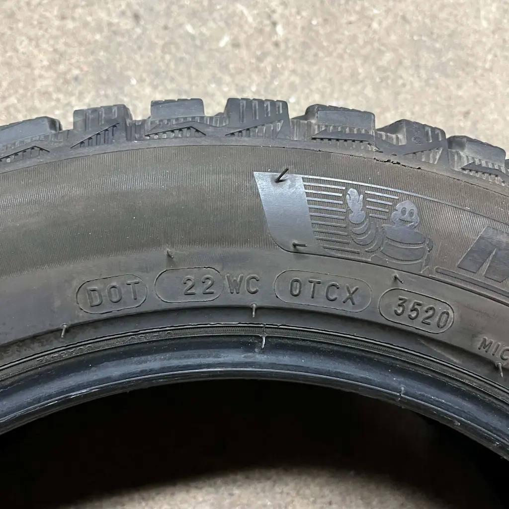 Michelin XIN4 2055516 (9).webp