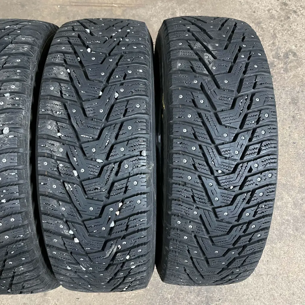 Hankook W429 1956515 (4).webp