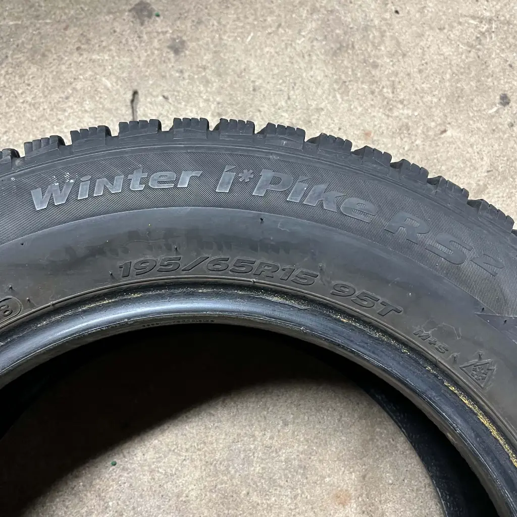 Hankook W429 1956515 (1).webp