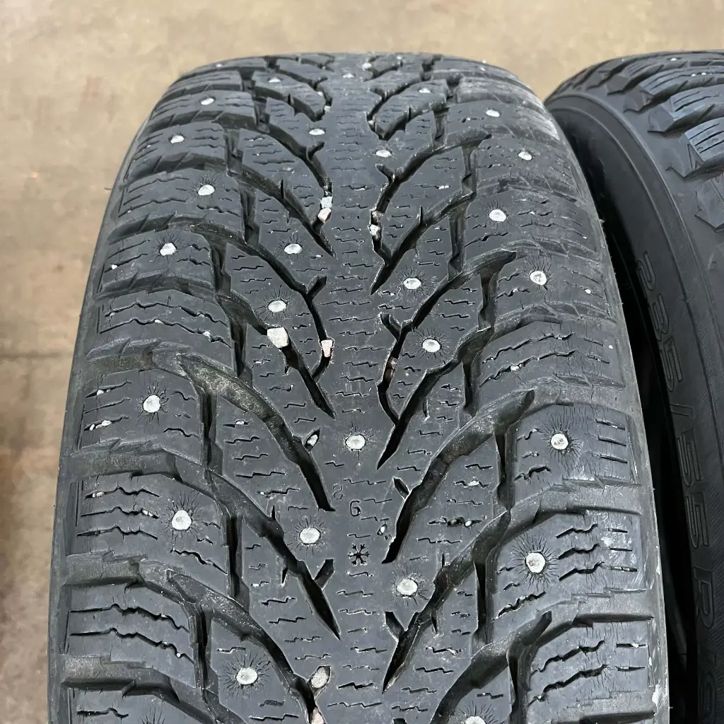 Nokian Tyres HKPL9 2355518 (8).webp