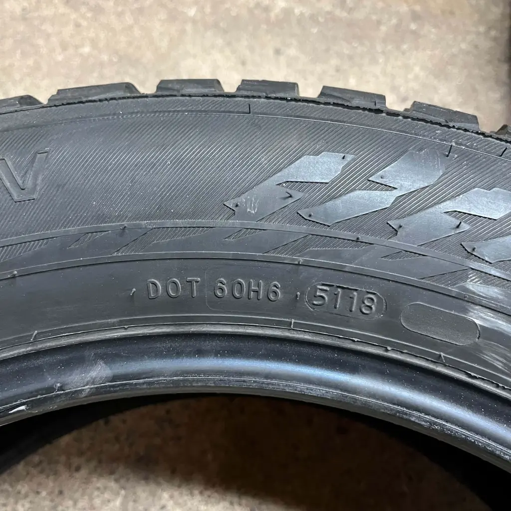 Nokian Tyres HKPL9 2355518 (9).webp