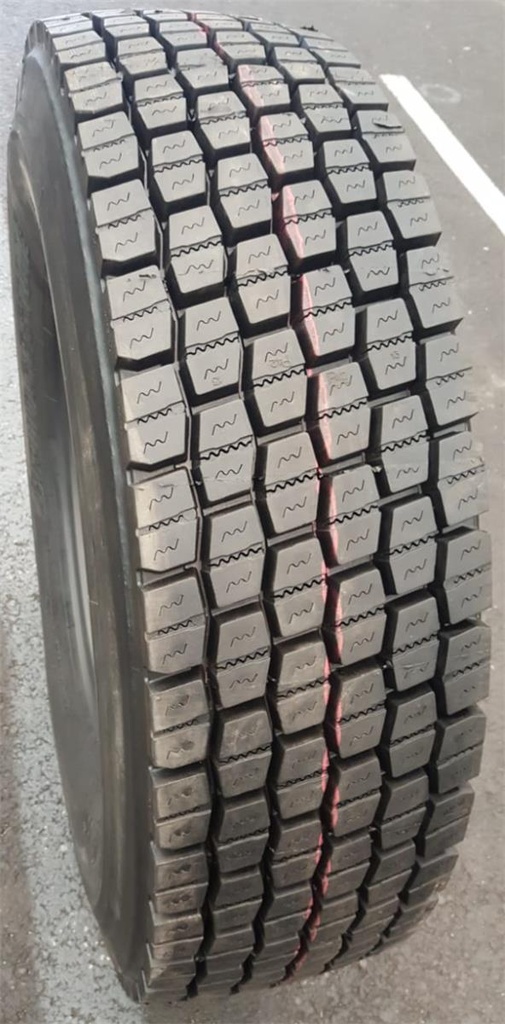 315/80R22.5 156/150L KA PINNOITETTU P42 SIS. 1 BRIDGESTONE RUNKO XL DRIVE