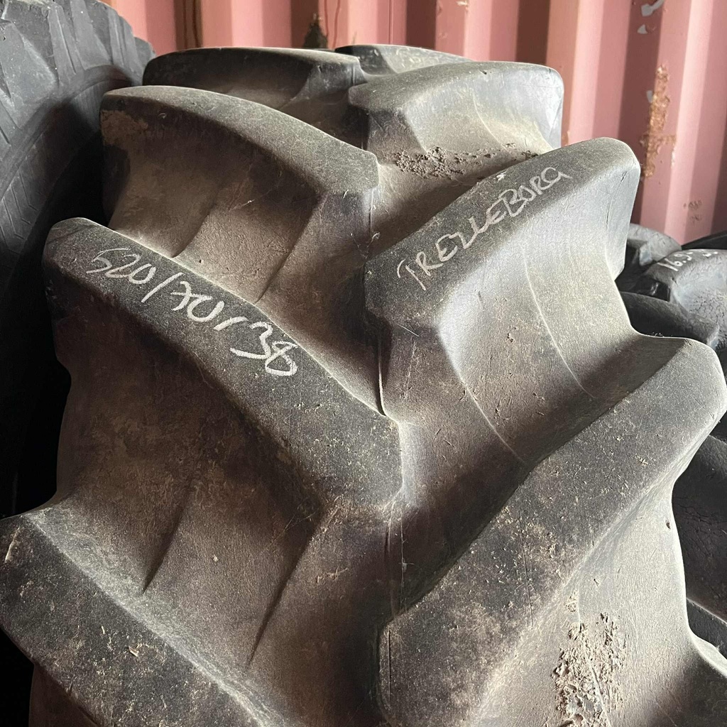KÄYTETTY 520/70r38 Trelleborg TM700