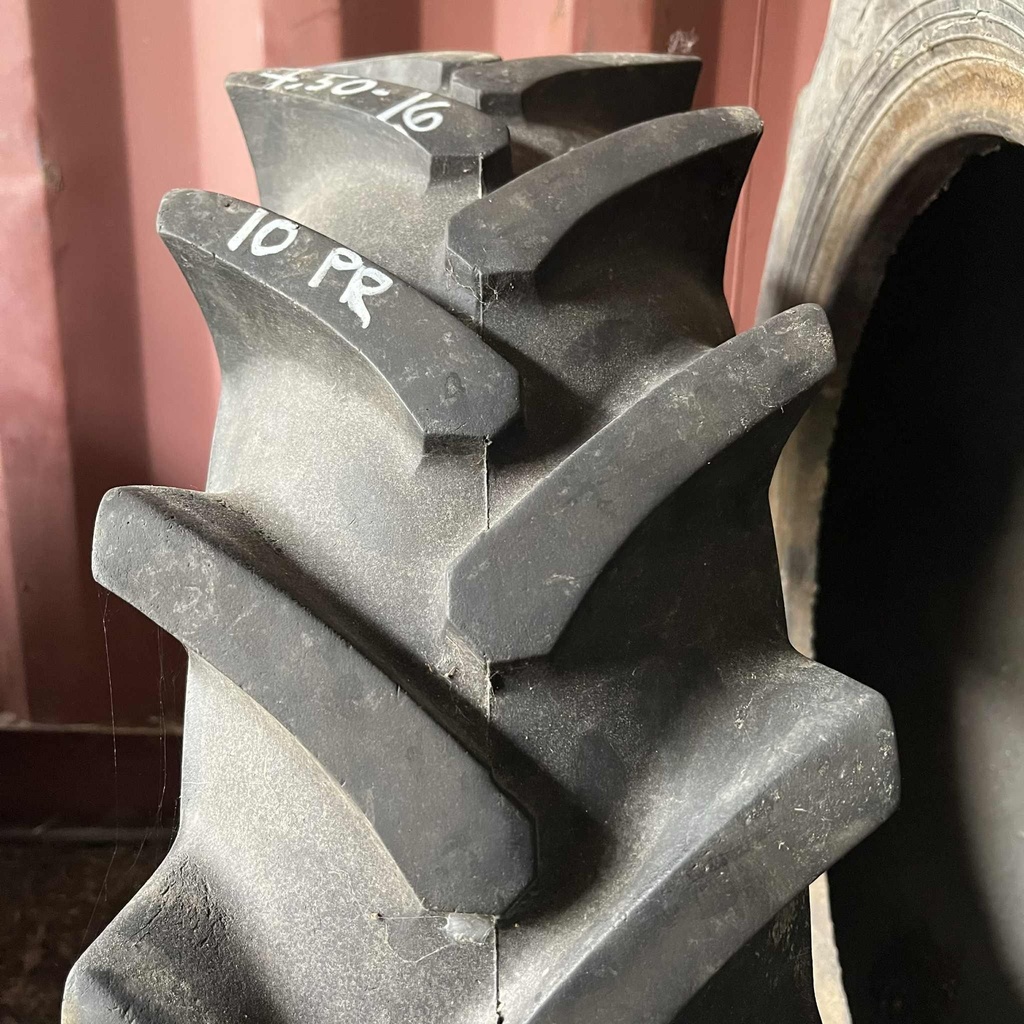 KÄYTETTY 7.50-16 Horsch (vetokuvio)